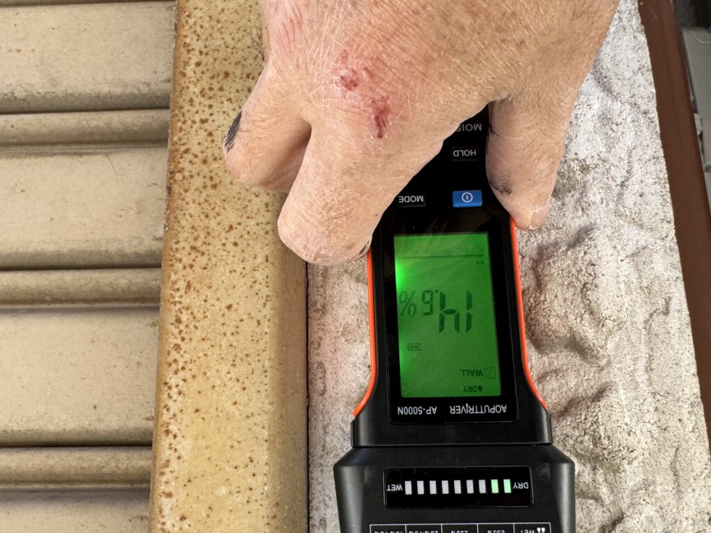 含水率 壁に含まれる水分値